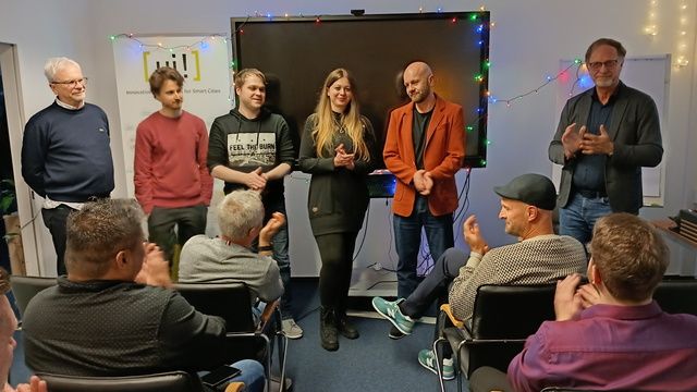 Neue Mitarbeiter von [ui!] stellen sich dem Kollegium vor